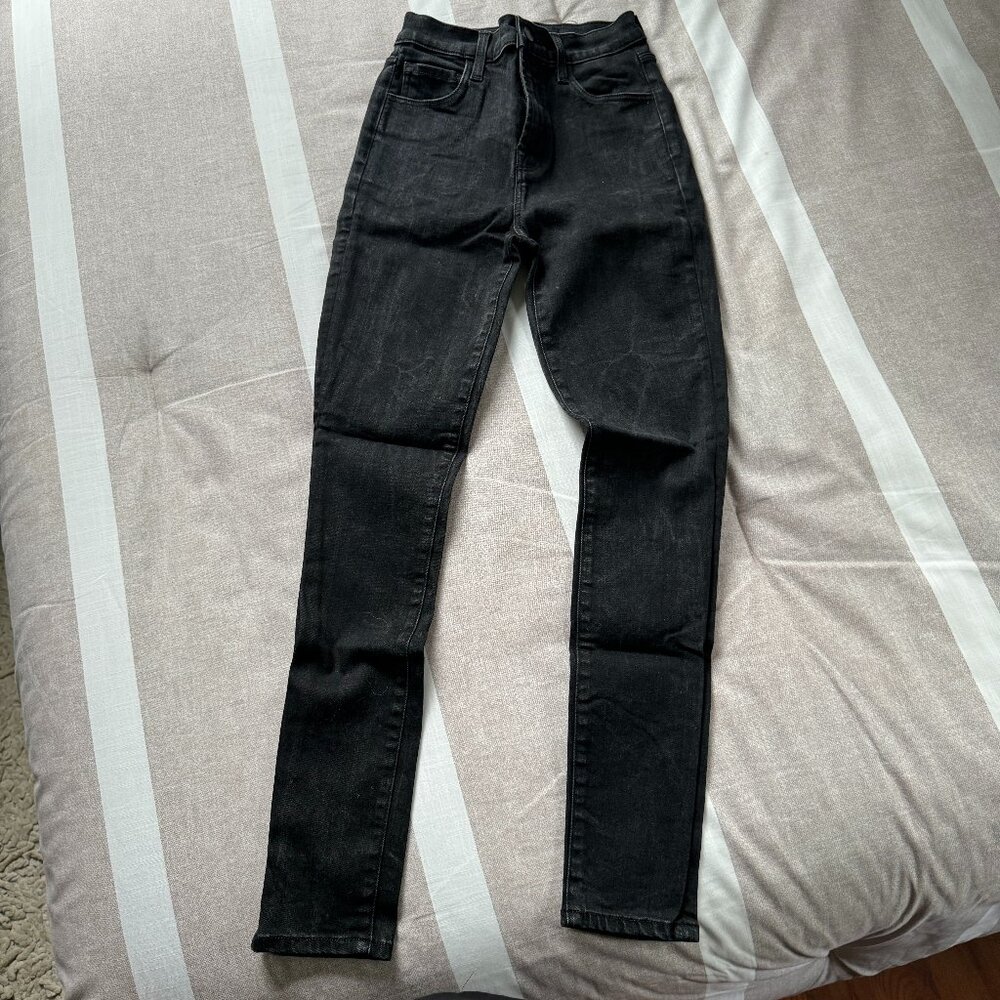 Like New J Brand Black Denim Skinny Jeans High Waisted Sz 26